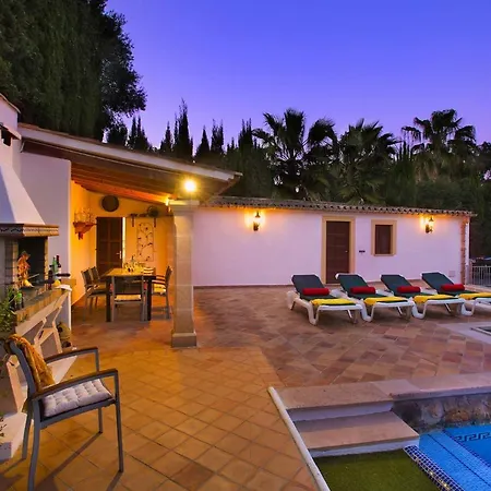 Pinos By بورت دي بوينسا