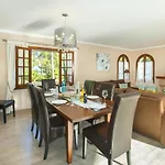 Pinos By