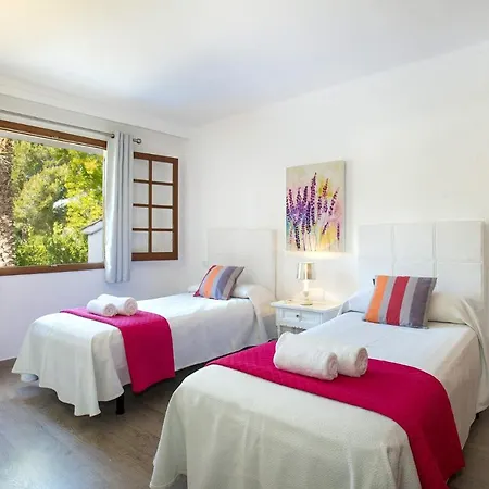 Villa Pinos By
