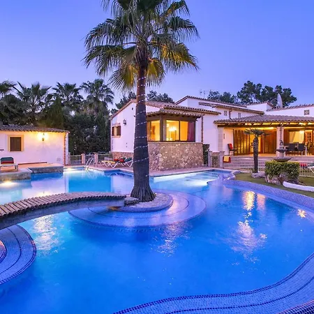 Villa Pinos By *