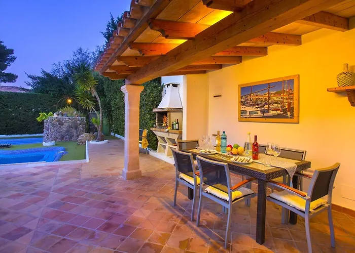 Pinos By * Port de Pollença